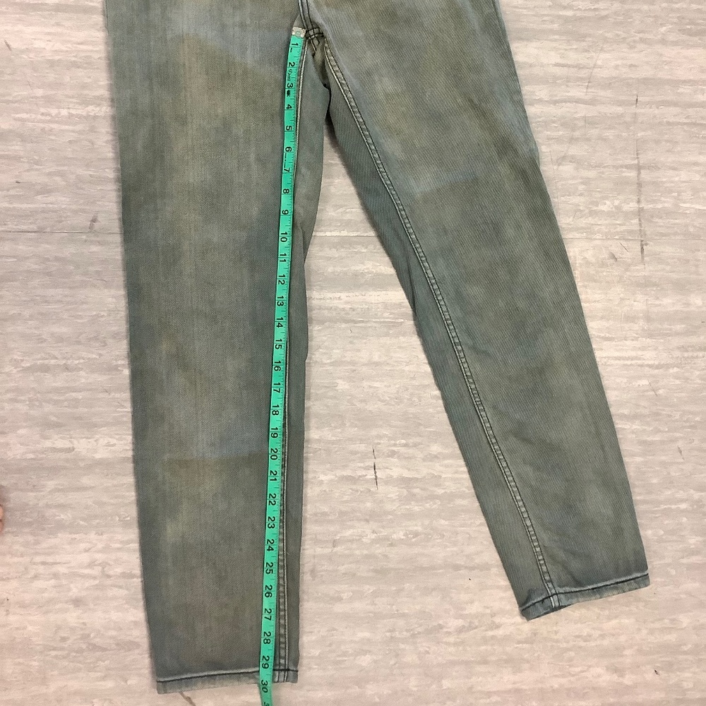 SALE! BDG High-Waisted Mom Jean Faded Denim - Picture 9 of 12